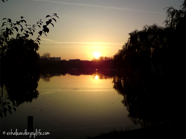 sunset-lake